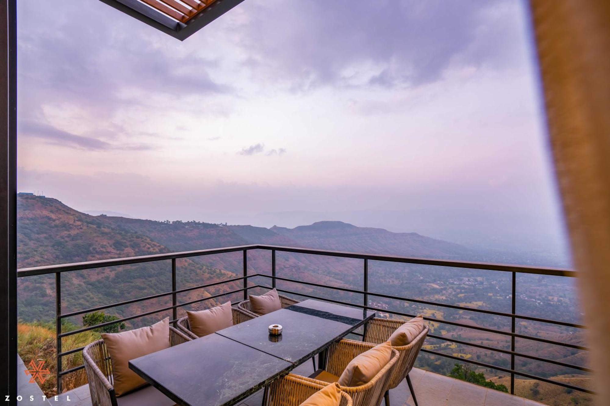 Zostel Plus Panchgani Bagian luar foto